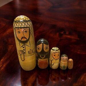 Vintage Middle Eastern Family Nesting Dolls 5 Piece Hand Painted Wood Camel Folk